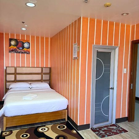 Jeamco Royal Hotel-Palawan Puerto Princesa Екстер'єр фото